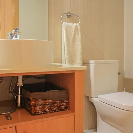 Townhouse New Golden Mile Bel Air - Eaw Homes * 에스테포나