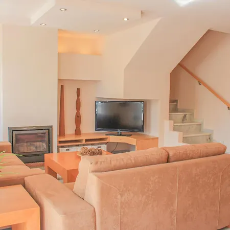 Townhouse New Golden Mile Bel Air - Eaw Homes *